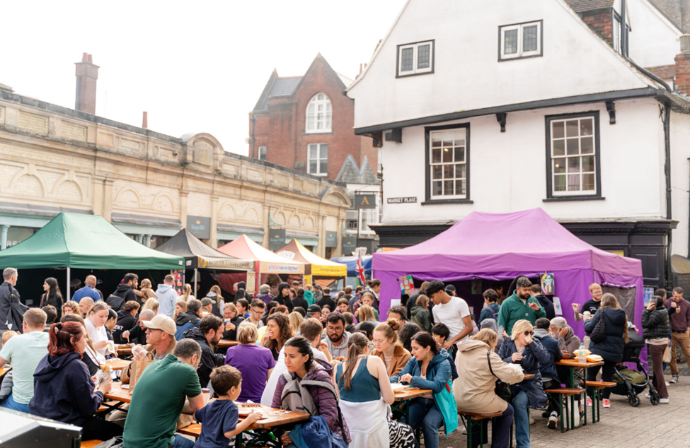 Weather fails to dampen spirits at St Albans Feastival