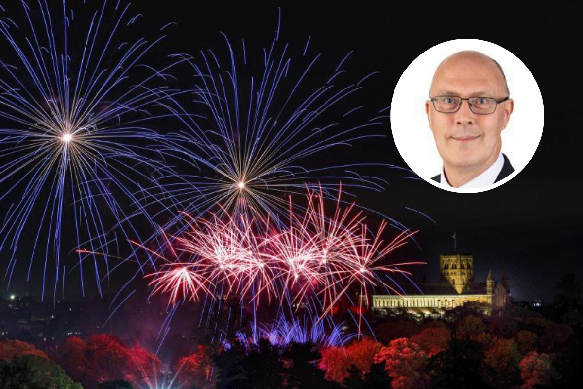 Labour and RSCPA launch motion to end 'noisy fireworks' during St Albans show